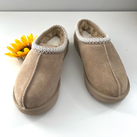 🚨LAST ONE! UGG TASMAN SLIPPERS-NEW MUSTARD SEED COLOR- WOMEN’S📍(PRICE IS FIRM) - Picture 6 of 16